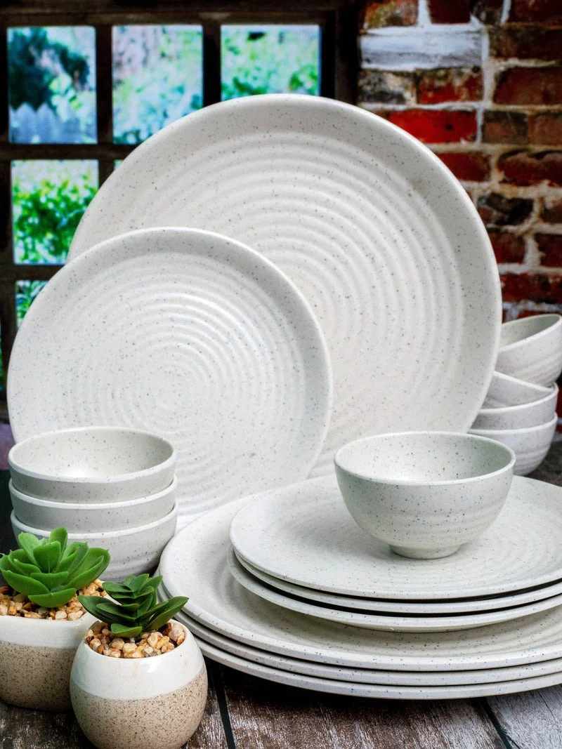 Melamine crockery